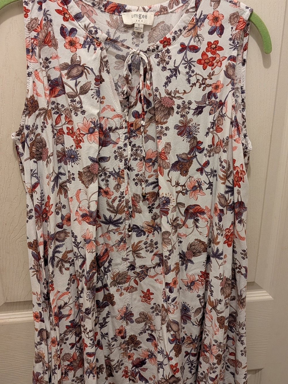 Umgee Multi- Floral Tie-Neck Sleeveless Camisole with Red and Purple Accents